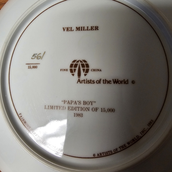 Artists of the World 'Papas Boy' Plate - Picture 2 of 2